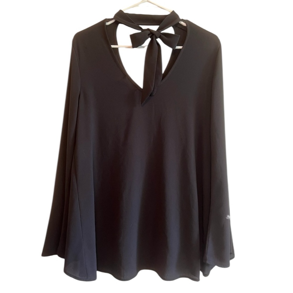CiCi Women’s Black Long Sleeve Tie Detail Cut Out Blouse Size Medium